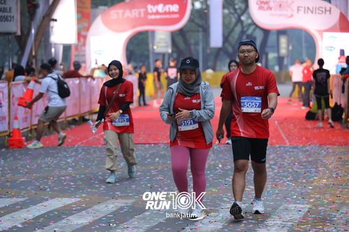 Race photo from ONE RUN 10 K
