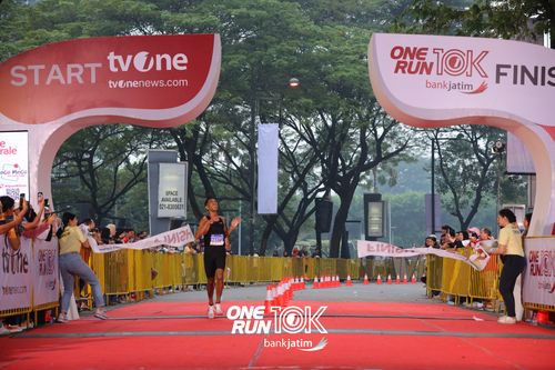 Race photo from ONE RUN 10 K