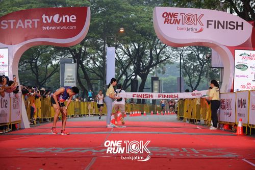 Race photo from ONE RUN 10 K