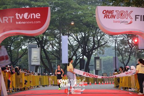 Race photo from ONE RUN 10 K