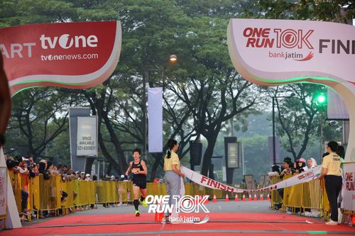 Race photo from ONE RUN 10 K