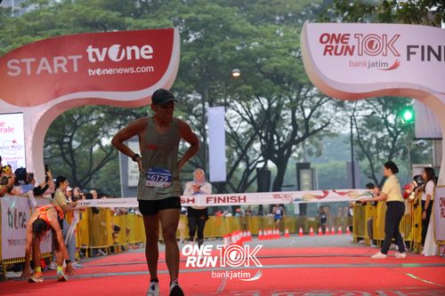 Race photo from ONE RUN 10 K