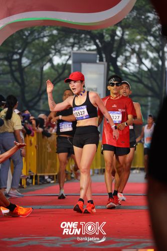 Race photo from ONE RUN 10 K