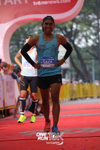 Race photo from ONE RUN 10 K