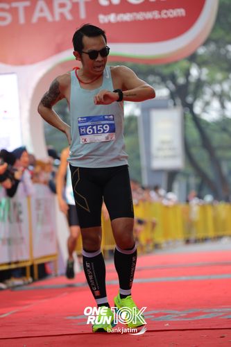 Race photo from ONE RUN 10 K