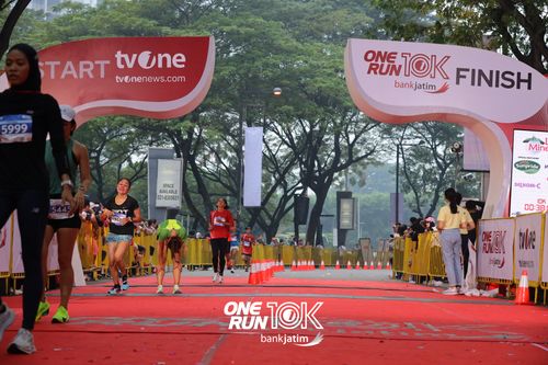 Race photo from ONE RUN 10 K