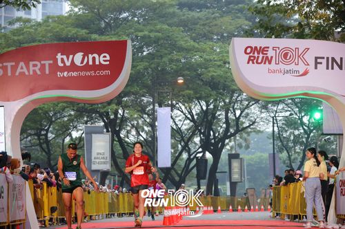 Race photo from ONE RUN 10 K