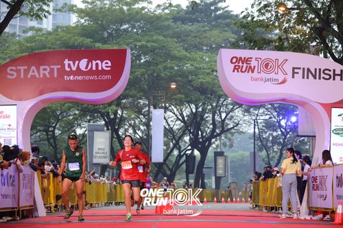 Race photo from ONE RUN 10 K