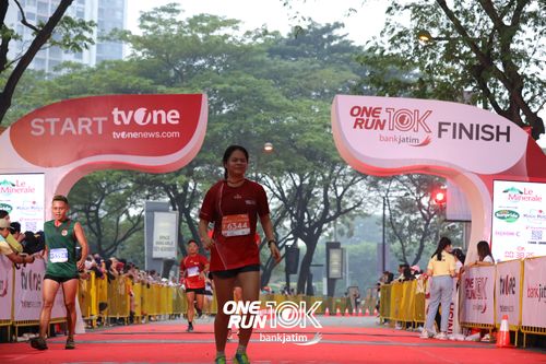 Race photo from ONE RUN 10 K