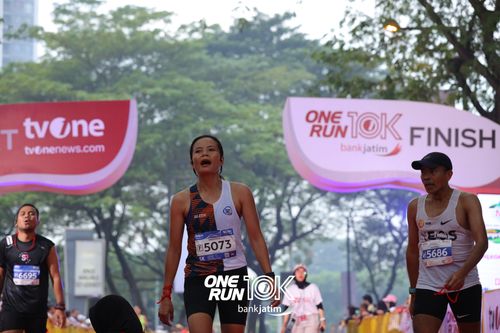 Race photo from ONE RUN 10 K