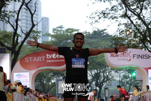 Race photo from ONE RUN 10 K