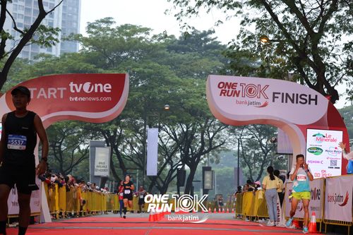 Race photo from ONE RUN 10 K
