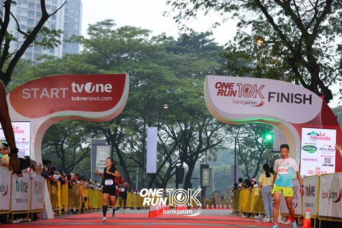 Race photo from ONE RUN 10 K