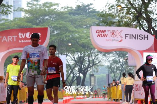 Race photo from ONE RUN 10 K