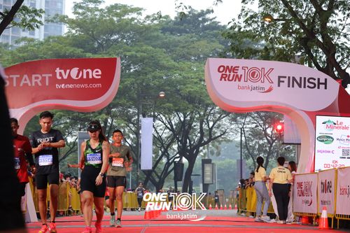 Race photo from ONE RUN 10 K