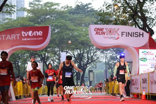 Race photo from ONE RUN 10 K