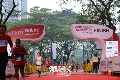 Race photo from ONE RUN 10 K