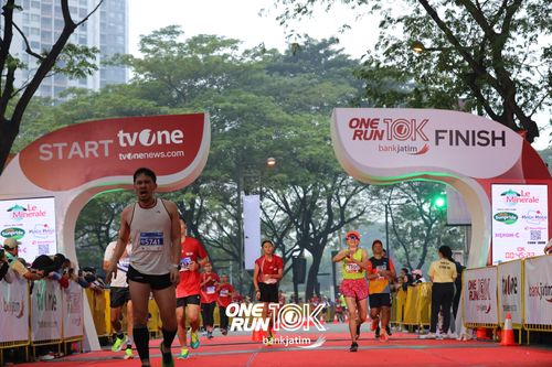 Race photo from ONE RUN 10 K