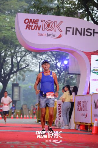 Race photo from ONE RUN 10 K