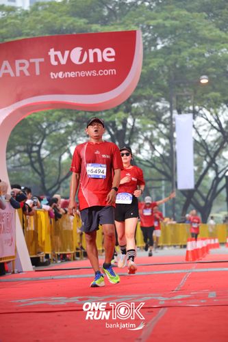 Race photo from ONE RUN 10 K
