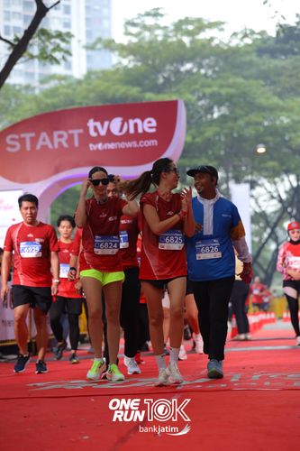 Race photo from ONE RUN 10 K