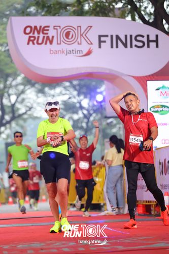 Race photo from ONE RUN 10 K