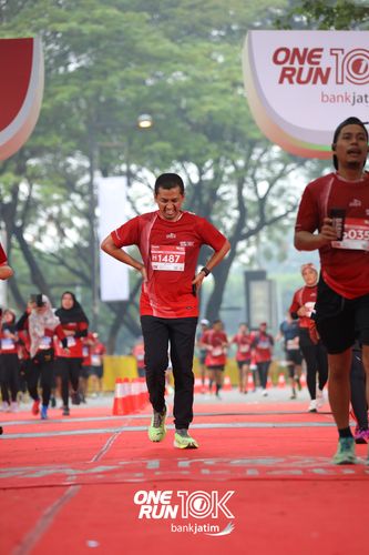 Race photo from ONE RUN 10 K