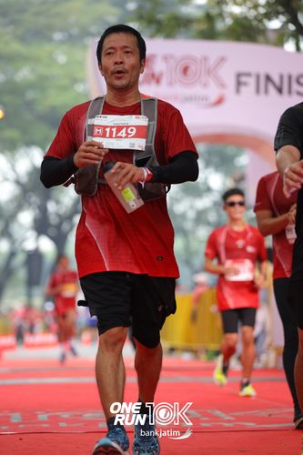 Race photo from ONE RUN 10 K