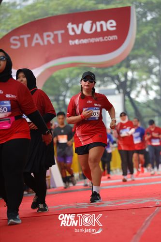 Race photo from ONE RUN 10 K