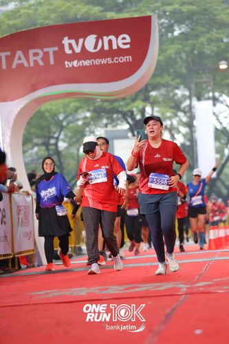Race photo from ONE RUN 10 K