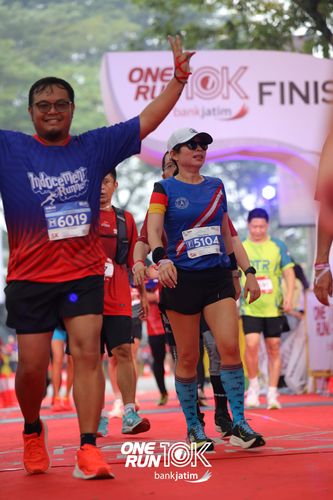 Race photo from ONE RUN 10 K
