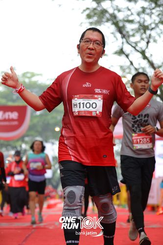 Race photo from ONE RUN 10 K