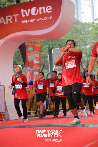 Race photo from ONE RUN 10 K