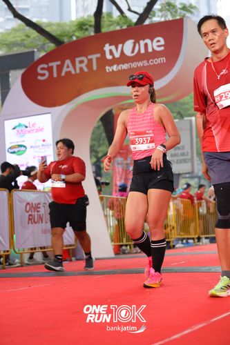 Race photo from ONE RUN 10 K