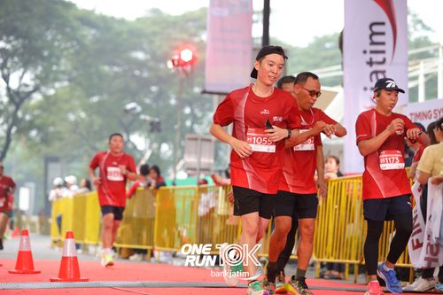 Race photo from ONE RUN 10 K