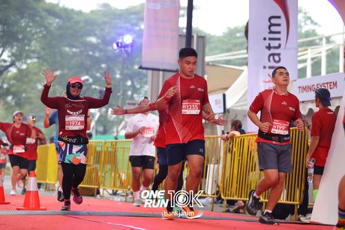 Race photo from ONE RUN 10 K