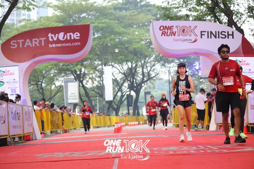 Race photo from ONE RUN 10 K