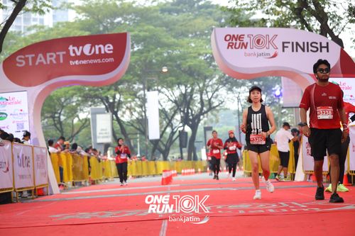 Race photo from ONE RUN 10 K