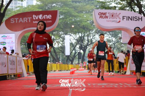 Race photo from ONE RUN 10 K