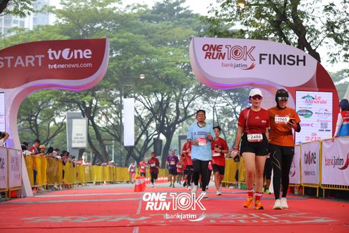 Race photo from ONE RUN 10 K