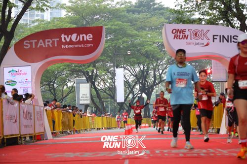 Race photo from ONE RUN 10 K