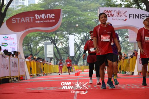 Race photo from ONE RUN 10 K
