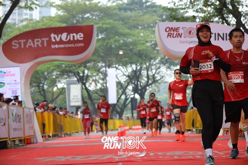 Race photo from ONE RUN 10 K