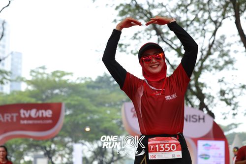 Race photo from ONE RUN 10 K