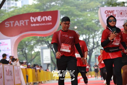 Race photo from ONE RUN 10 K