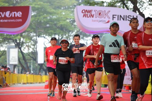 Race photo from ONE RUN 10 K