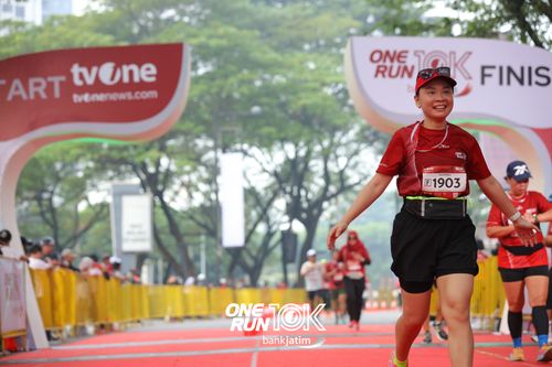 Race photo from ONE RUN 10 K