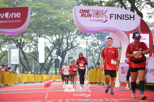 Race photo from ONE RUN 10 K