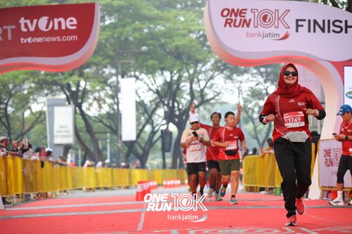 Race photo from ONE RUN 10 K