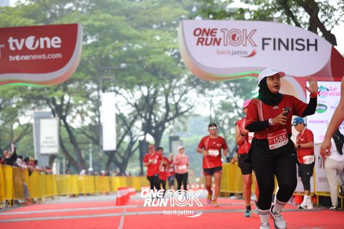 Race photo from ONE RUN 10 K